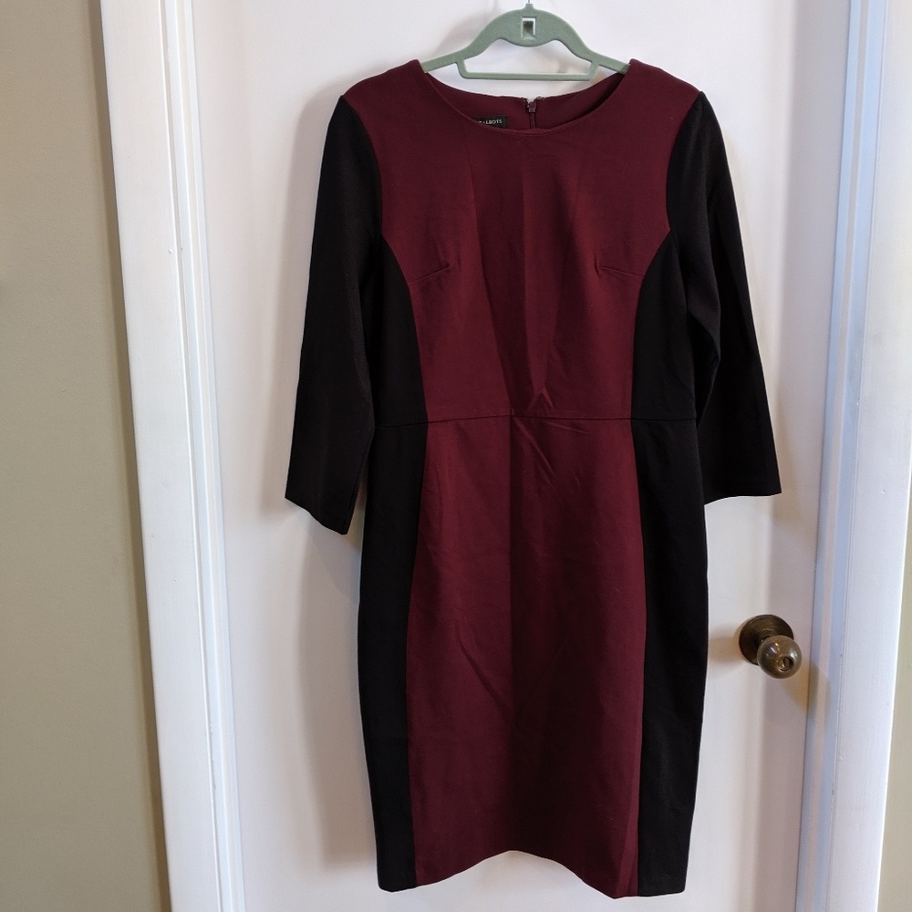 Talbots Black and Burgundy 3/4 Sleeve Sheath Dress